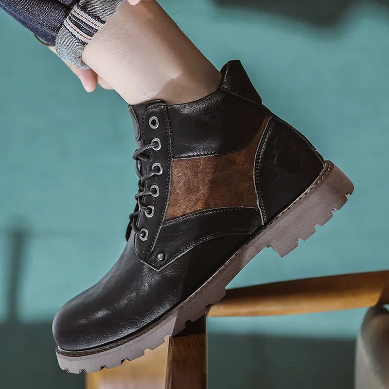 Zapatos de hombre de alta calidad, botas cortas de cuero de estilo británico, botas de trabajo antideslizantes y resistentes al desgaste para exteriores a la moda, 2024