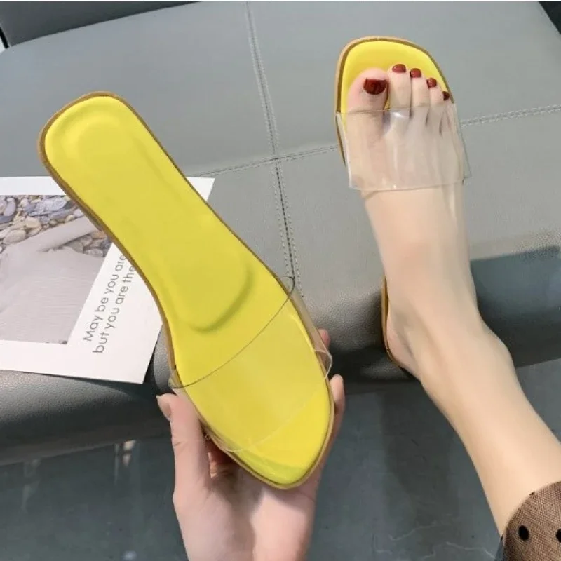 New Slippers for Women Outer Wear Summer New Fashion Solid Color Casual Flat-bottom Lazy Sandals Flip Flop Shoes Transparent