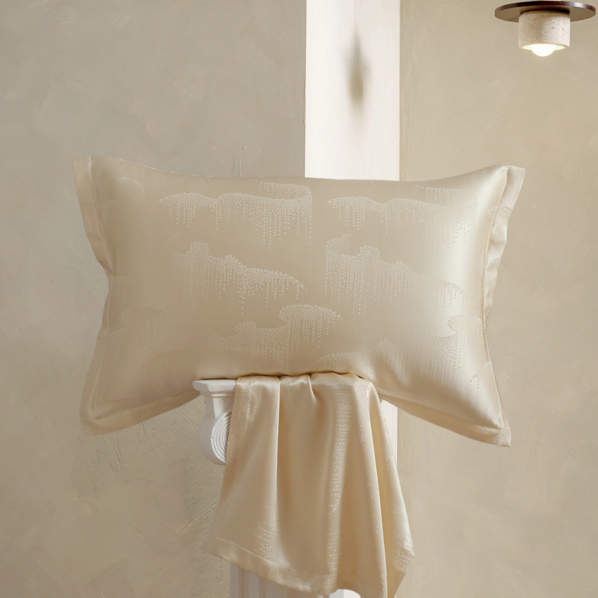 ATNKADDS Single Sided Silk Pillowcase 19 Momme Printed Mulberry Silk Front and Lyocell Back Breathable Skin Friendly for Sleep