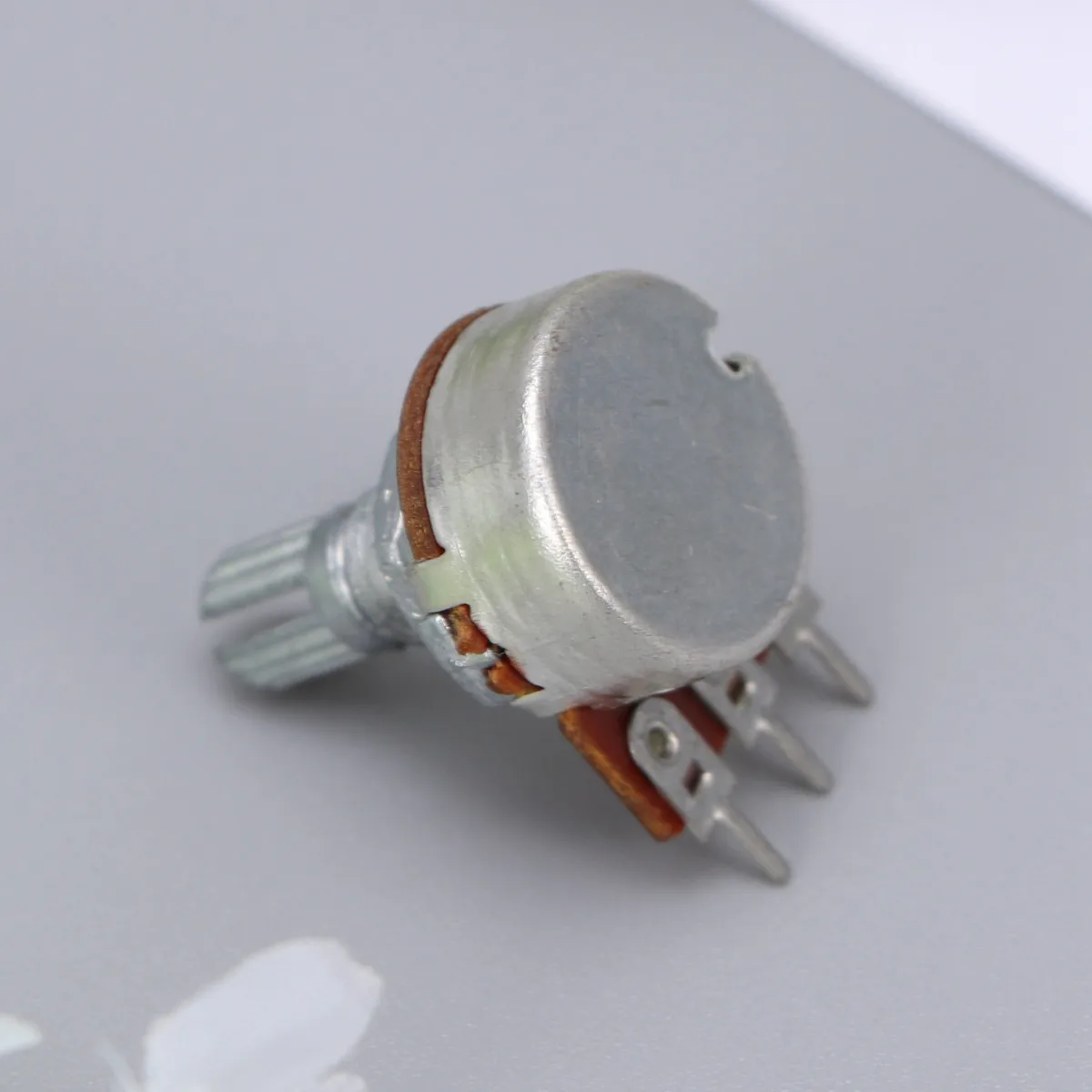 B250k Guitar Amp Potentiometer Audio Log Linear Tone Volume Control Split Shaft Coarse Knurled Mini Full Size Solder Lugs