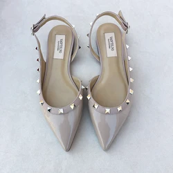 Luksusowe buty damskie 2024 New Leather Luxury Brand Rivets Shoes Women Sandals Pointed Toe Thin Flat Slippers Solid Casual Outdoo