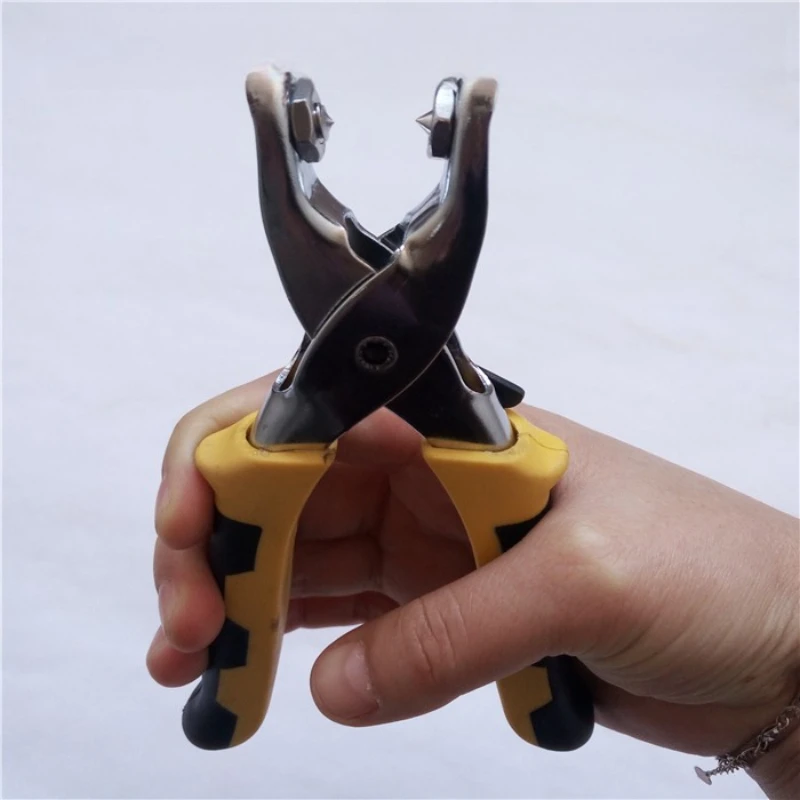 

Professional Badminton Racket Pliers Lightweight Nail Press Pliers Durable Rackets Repair Tools Portable Sports Accessories