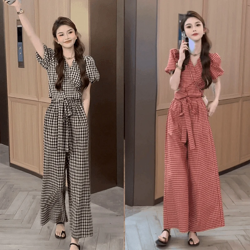 

Women's Summer Red Plaid Suits Minimalist Puff-sleeve Tops V-neck+high-waisted Casual Wide-leg Pants Versatile Two Piece Set