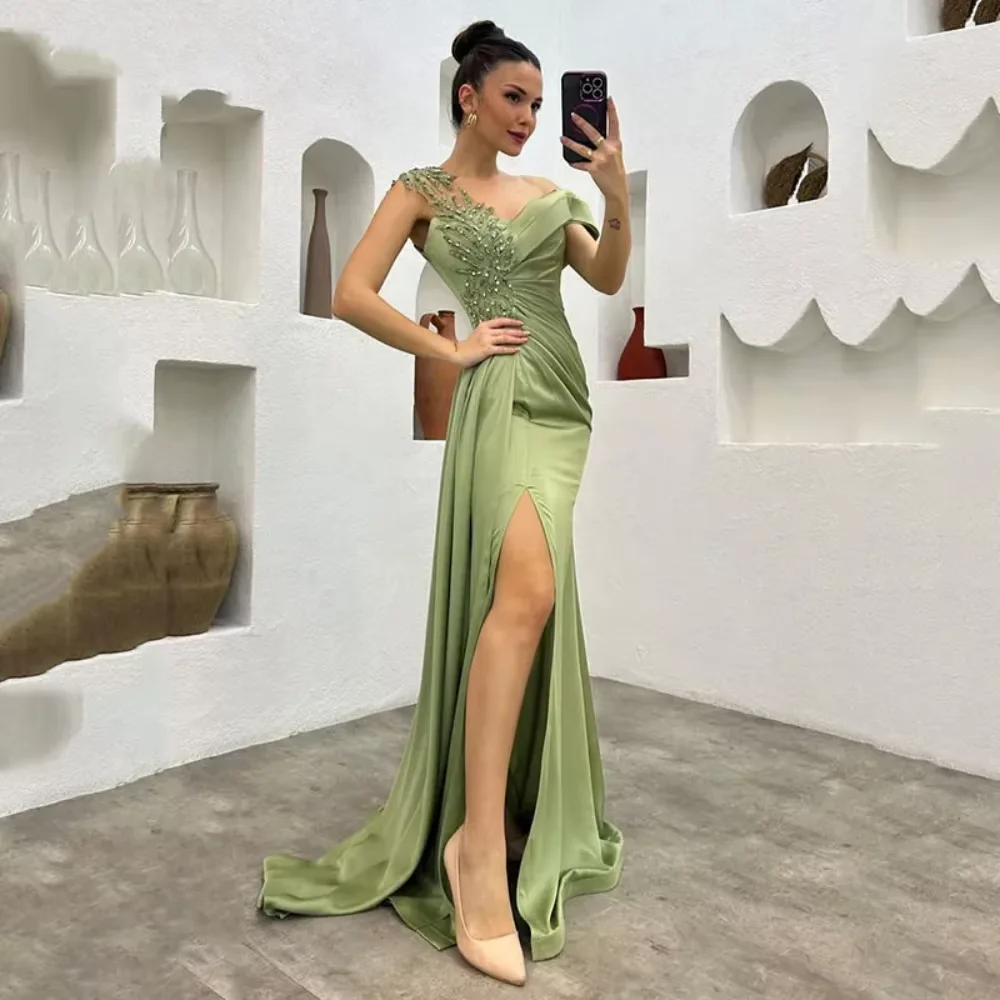 Vestido de noche personalizado para mujer, vestido de celebridad de sirena ajustado plisado de satén con un hombro, vestidos de fiesta de boda bordados