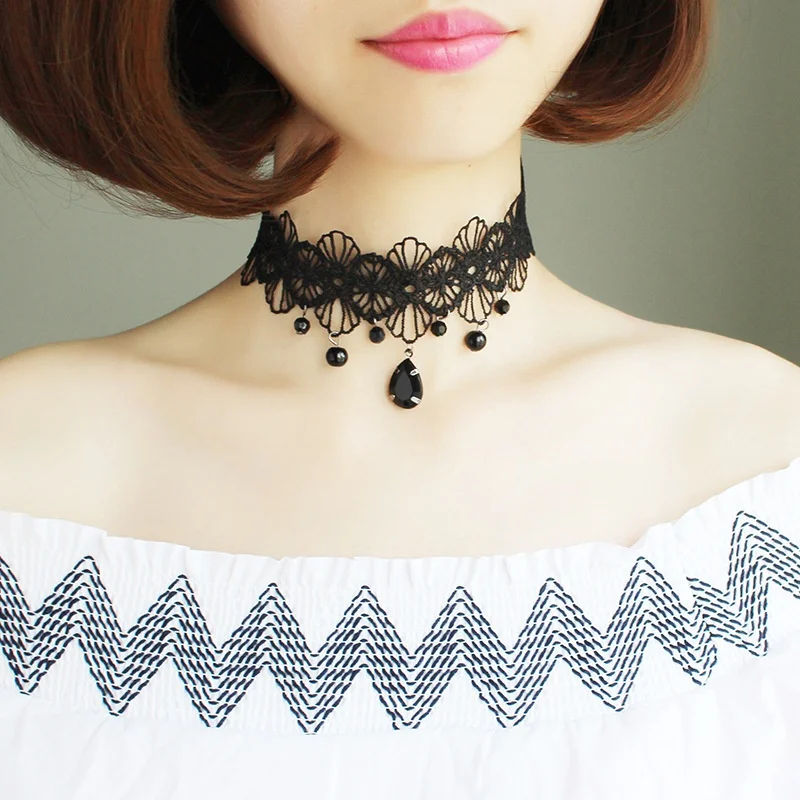 Black Hollowed Out Flower Collarbone Necklace For Women Elegant Teardrop Choker Short Style Conceals Scars And Neck Wrinkles
