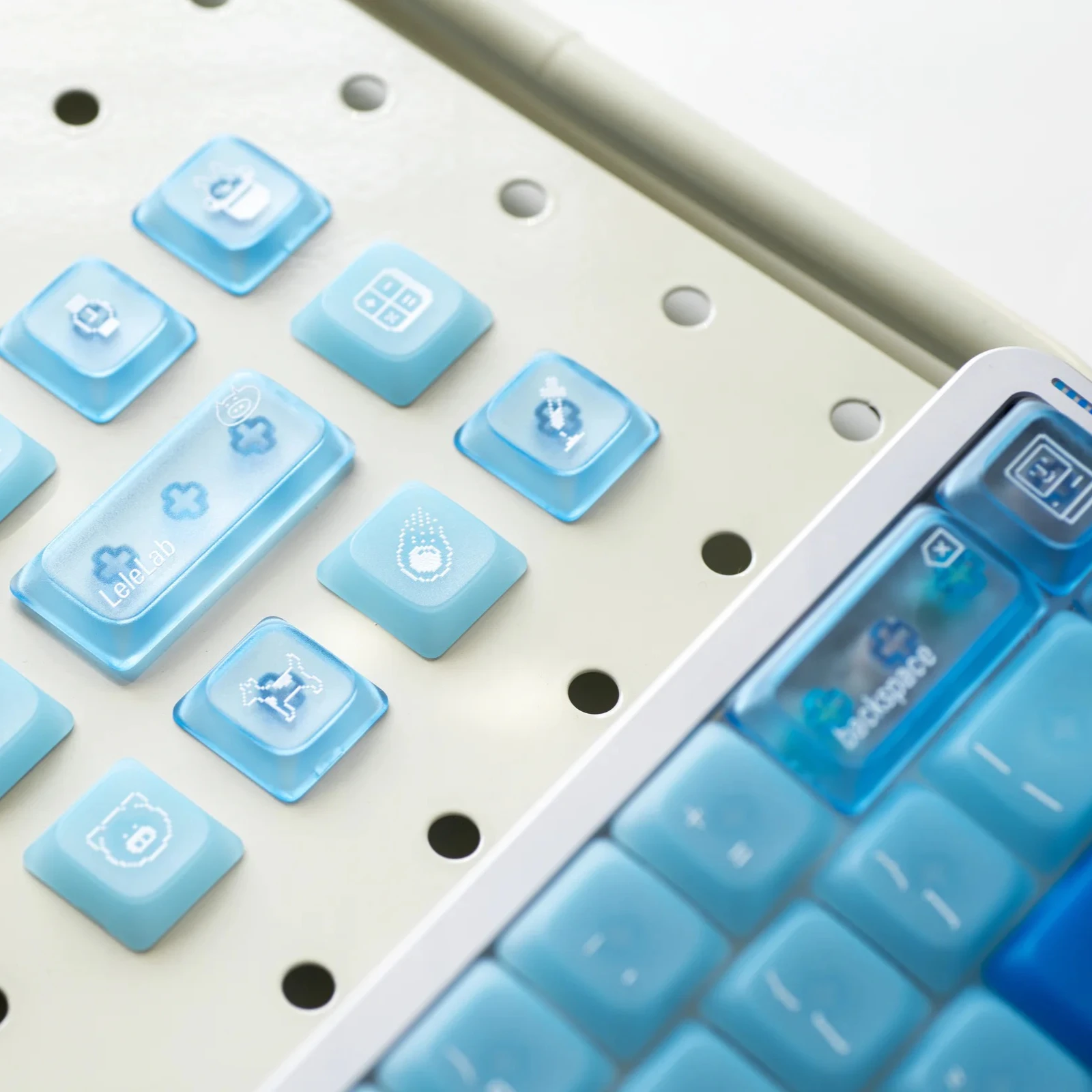 Lelelab Ocean Blue Low Profile Keycaps Set Blue Foggy PC Keyboard Caps Custom Keycaps for Mechanical Keyboard Accessories MX view 4