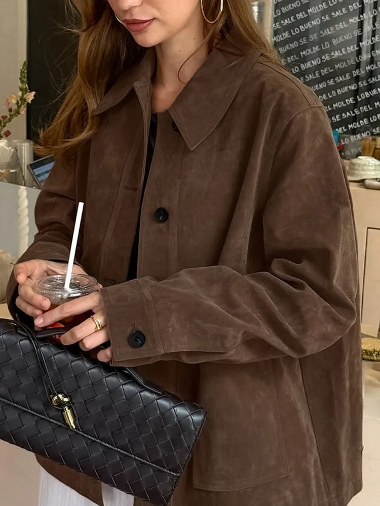 سترة شتوية لعام 2026 سترات نسائية بنية منفوخة للنساء جديدة في المعاطف والسترات سترة شتوية نسائية بأكمام طويلة