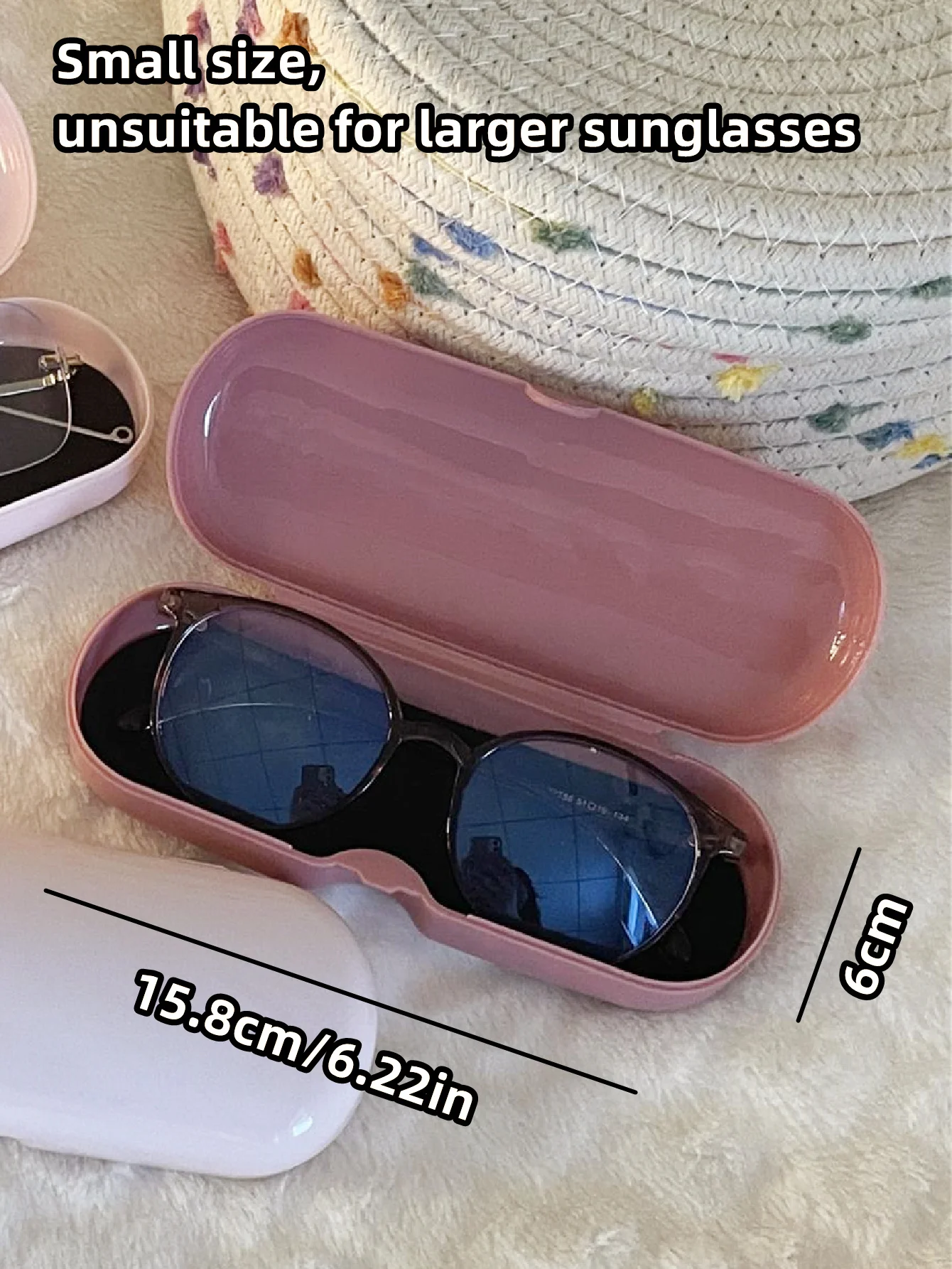 Ins-style cream-colored simple frame glasses case portable fresh and light glasses case suitable for general flat-light frame gl