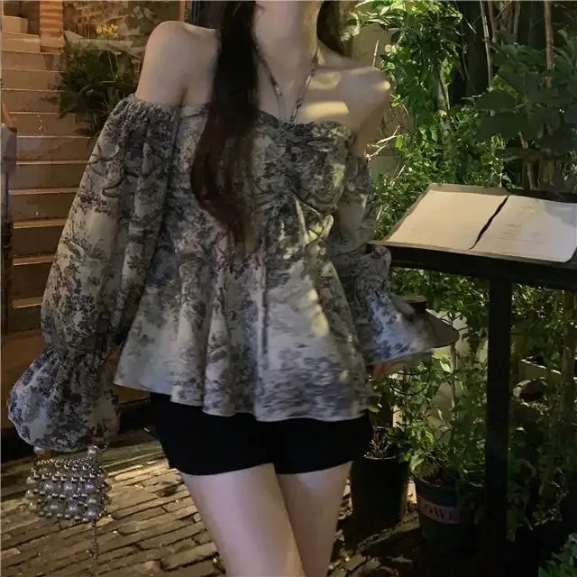 Blusa Sexy con hombros descubiertos y espalda descubierta para mujer, blusa con cordón y cuello Halter, camisa elegante con estampado moderno, Tops ajustados de manga larga Y2K, Blusas Z726