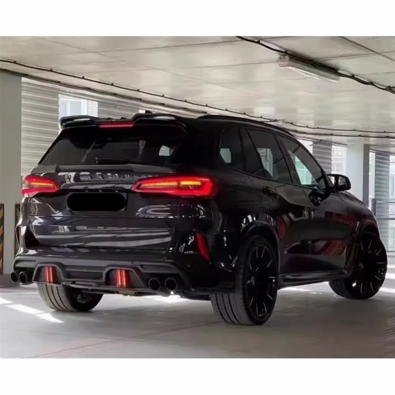 

Комплект обвеса LD Design из карбона для BMW F95 X5M: передний сплиттер, задний диффузор, боковые пороги, задний спойлер. Новинка.