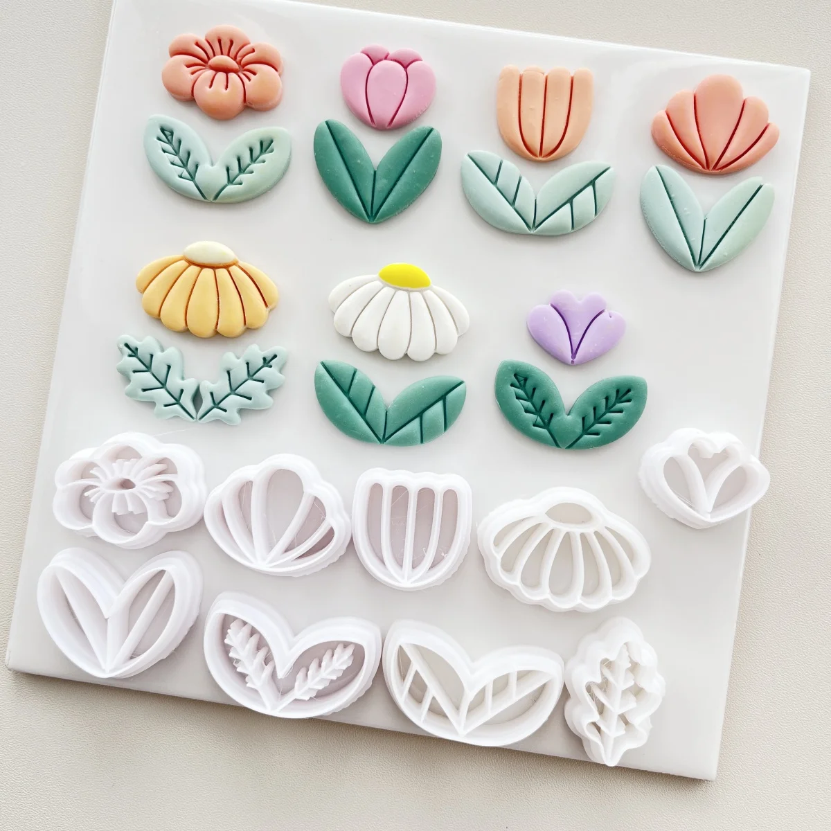 Flower Soft Pottery Earrings Polymer Clay Cutter Hollow Geometric Pattern Mold DIY Ceramic Earrings Jewelry Pendants Clay Tools