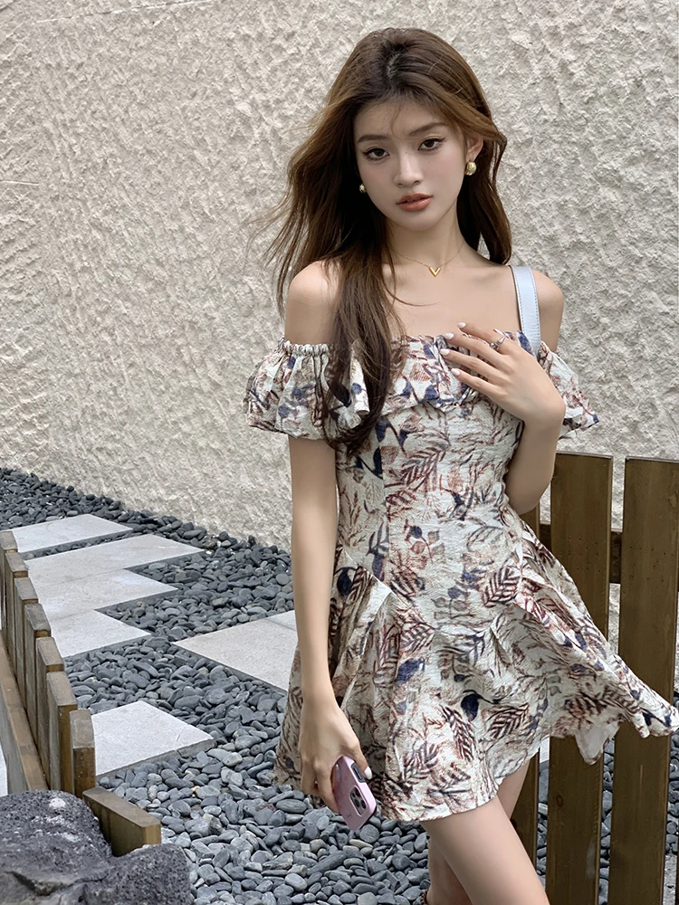 

2024 Summer New French Vintage Floral Dress For Women A Line Shoulder Waist A Line Thin Princess Dress