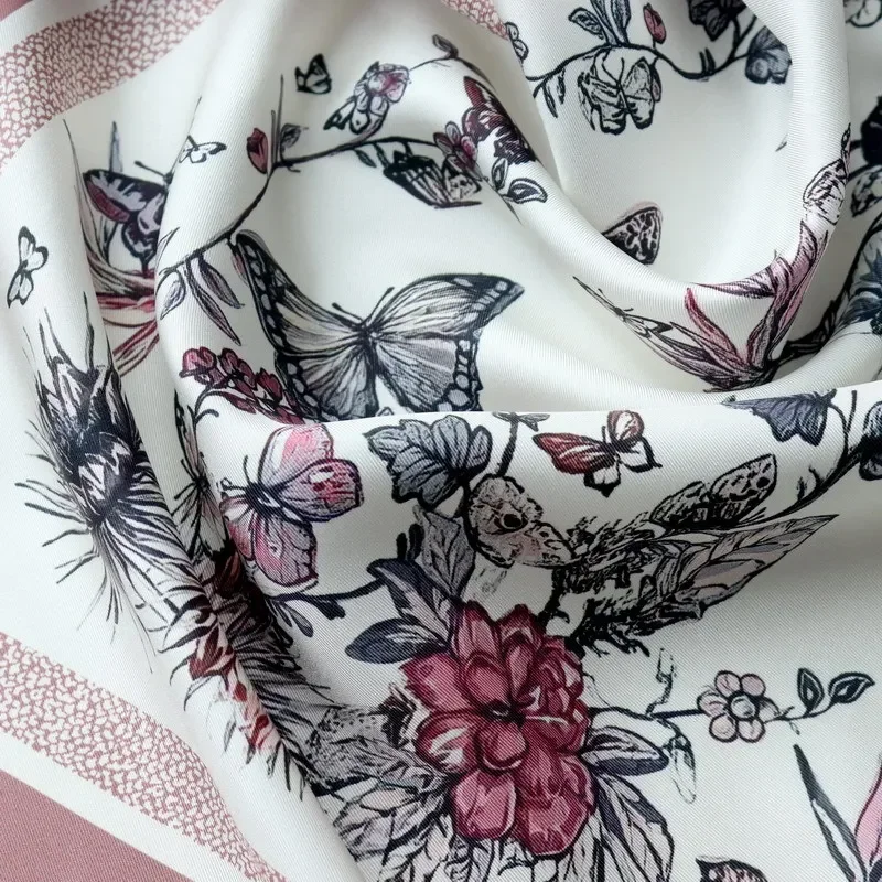 High-end Elegant Women\'s Exquisite Love of Butterfly Print Quality 14MM Twill Silk Hand-rolled Edge All-match Square Scarf