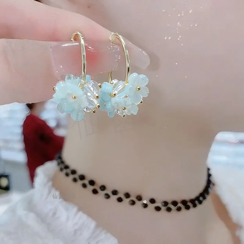 New model Fresh and pleasant  Minority group Exquisite Temperament Sweet  Blue Flower Alloy Earrings