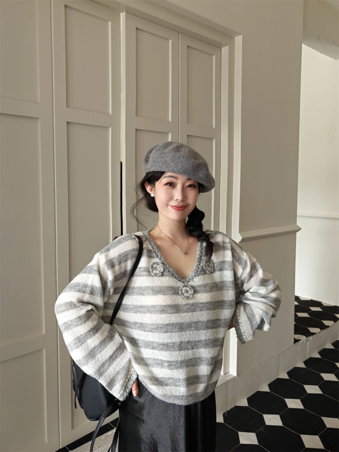 

ay Striped V-Ne Knitted Sweater Women's Early Autumn Floral 3D Embroidery Sweet Sle Loose Fit Long Sve Regular Length