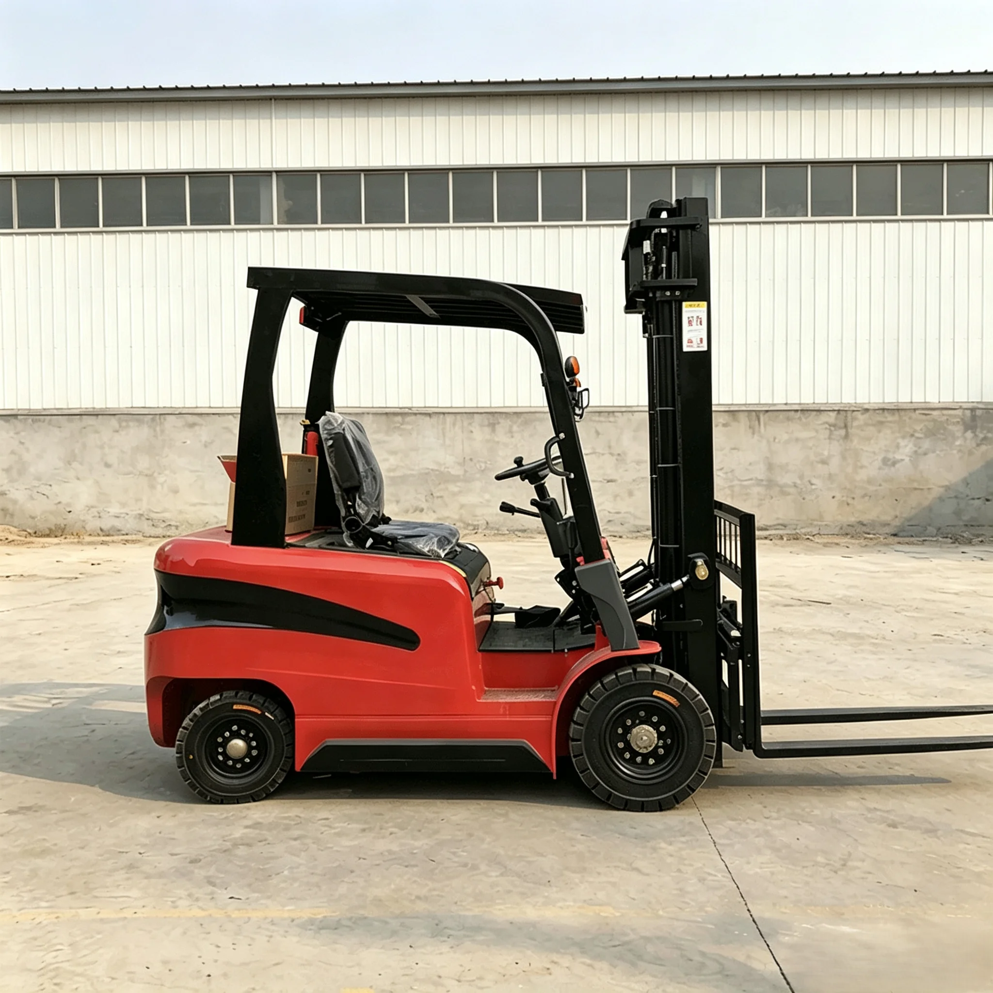 Four-wheel electric forklift 2 tons 3 tons, automatic hydraulic lifting stacker, warehouse cargo truck