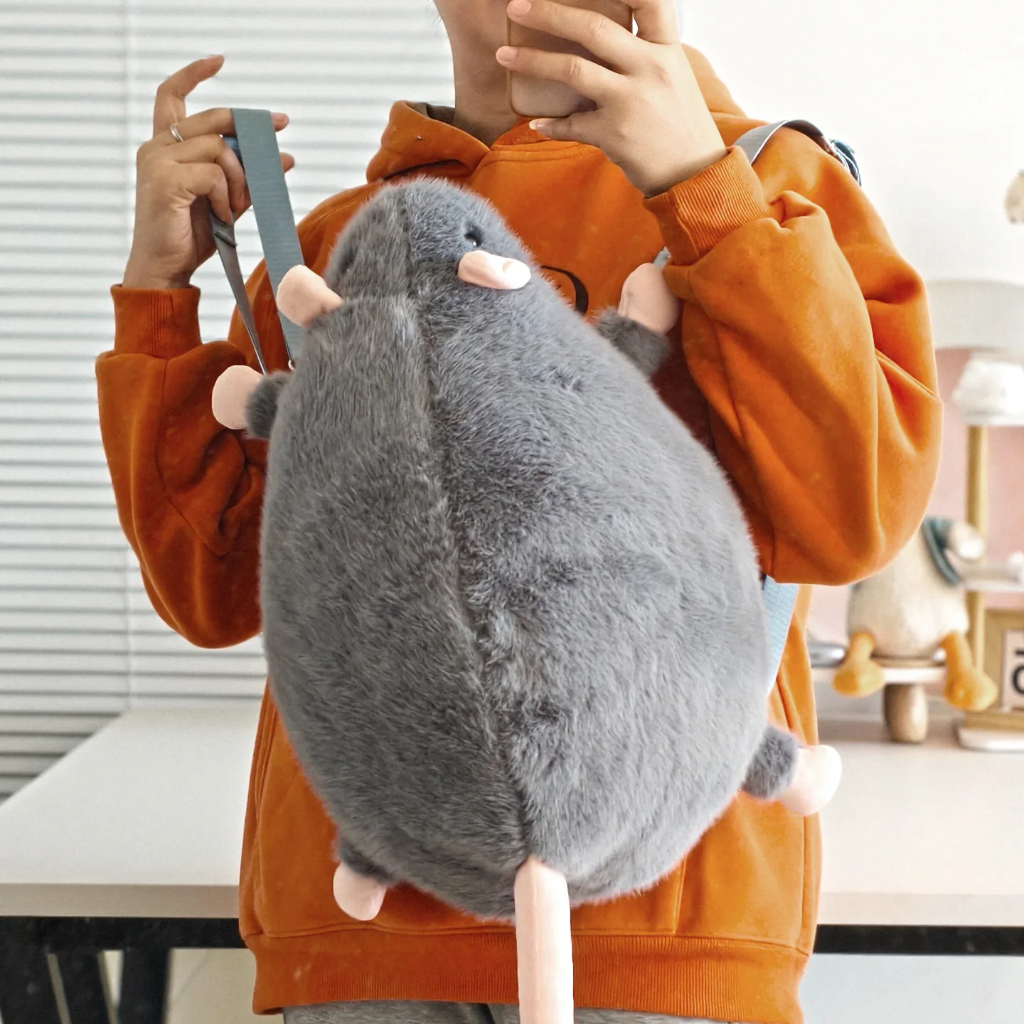 New Design Sense Niche Backpacks Plush Zipper Mouse Shape Funny Fashion Backpacks Large Capacity Commuting Bags
