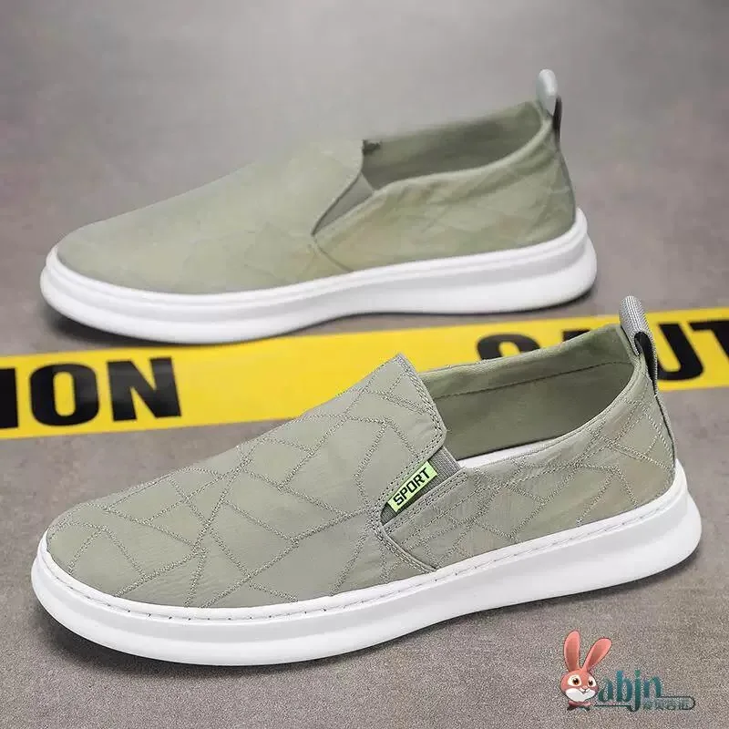 Men's Canvas Slip-On Shoes Summer Ice Silk Breathable Casual Beijing Style Shoes Comfortable Sports Leisure round Toe Flat Heel