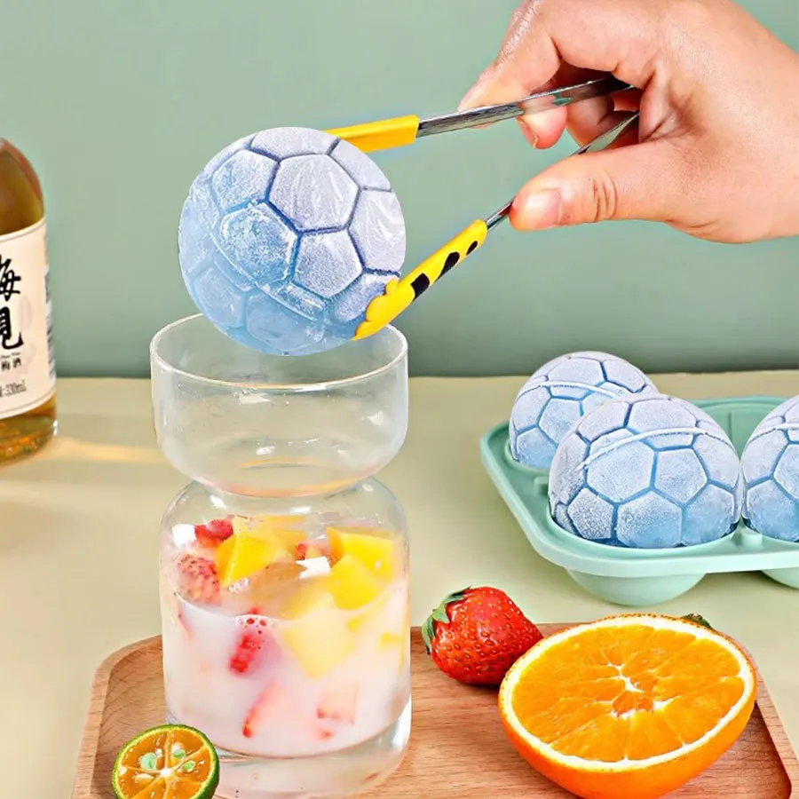 4Grids Silicone Ice Grid Football Ice Cube Mold With Cover Large Ice Cube Maker For Whiskey Cocktails Kitchen Bar Tool Accessory