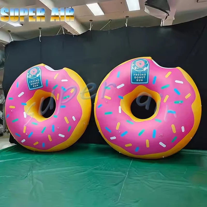 4mH wystawa sklepu z deserami gigantyczny nadmuchiwany pączek do reklamy