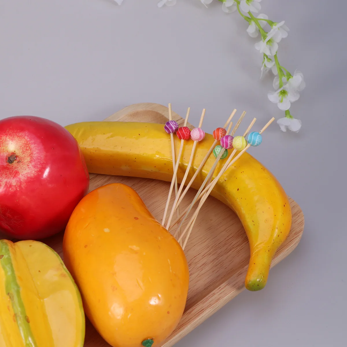 

100Pcs Bamboo Cocktail Picks Creative Handmade Fruit Sticks Appetizer Display Bar Home Party Fruit Picks Cocktail Stick