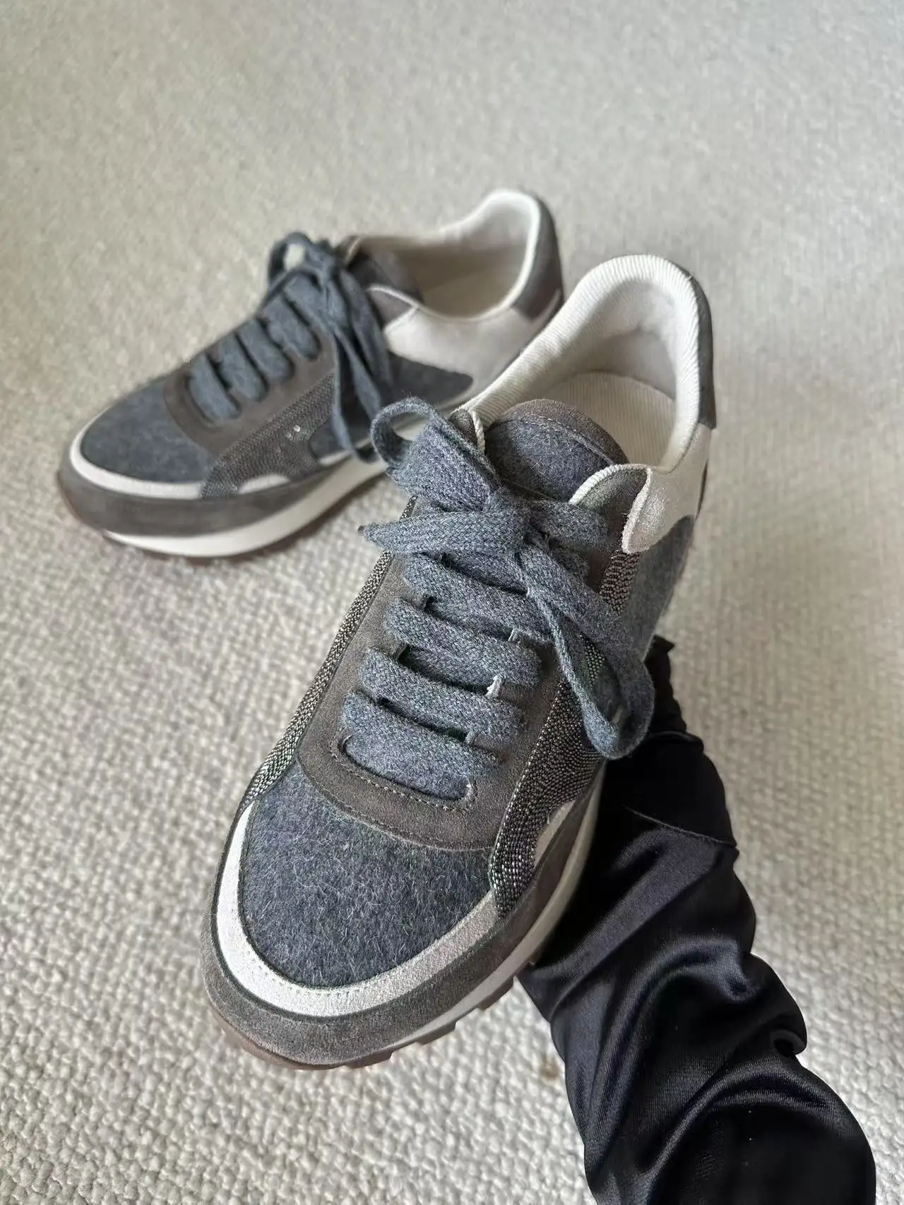 Picture 3: 2025 summer collection high quality genuine suede sneakers