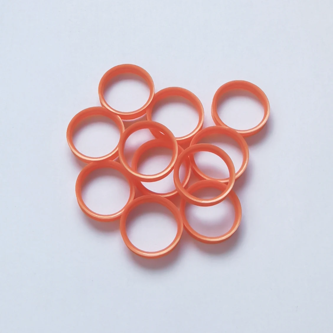 حلقات الأصابع البلاستيكية تُدرج قطع غيار مقص تصفيف الشعر