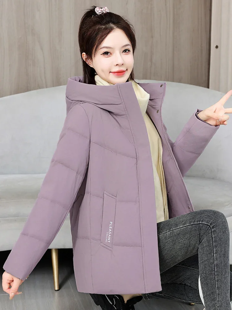 سترة نسائية ضيقة مطبوعة بحروف لعام 2025 سترة شتوية كورية بقلنسوة مع أزرار للنساء معاطف نسائية بسحاب ملون مختلط #3