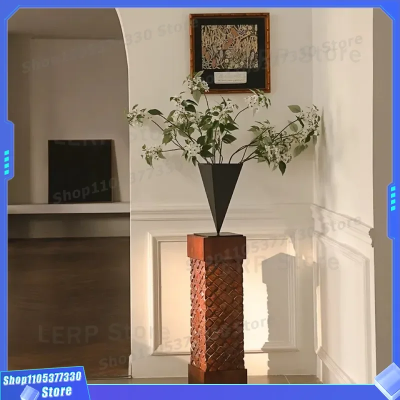 Modern Triangular Wrought Iron Vase for Hydroponic Flowers Living Room Decor Hotel Entrance Ornament Minimalist Flower