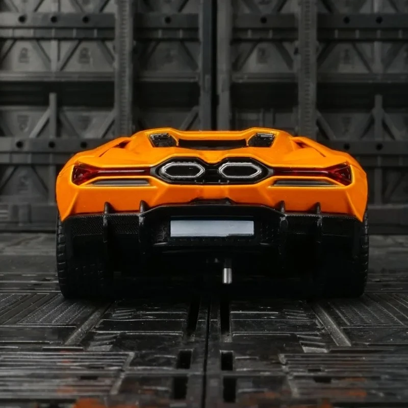 Voor 1:32 Lamborghini Revuelto Daniel legering model auto ornamenten super running akoestisch-optische kinderen trek speelgoed auto gift