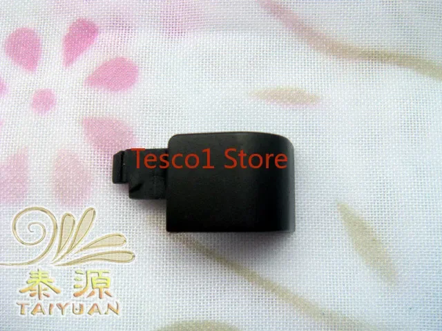 

Original For Nikon D5000 Battery Cover Next To The Leather Cover
