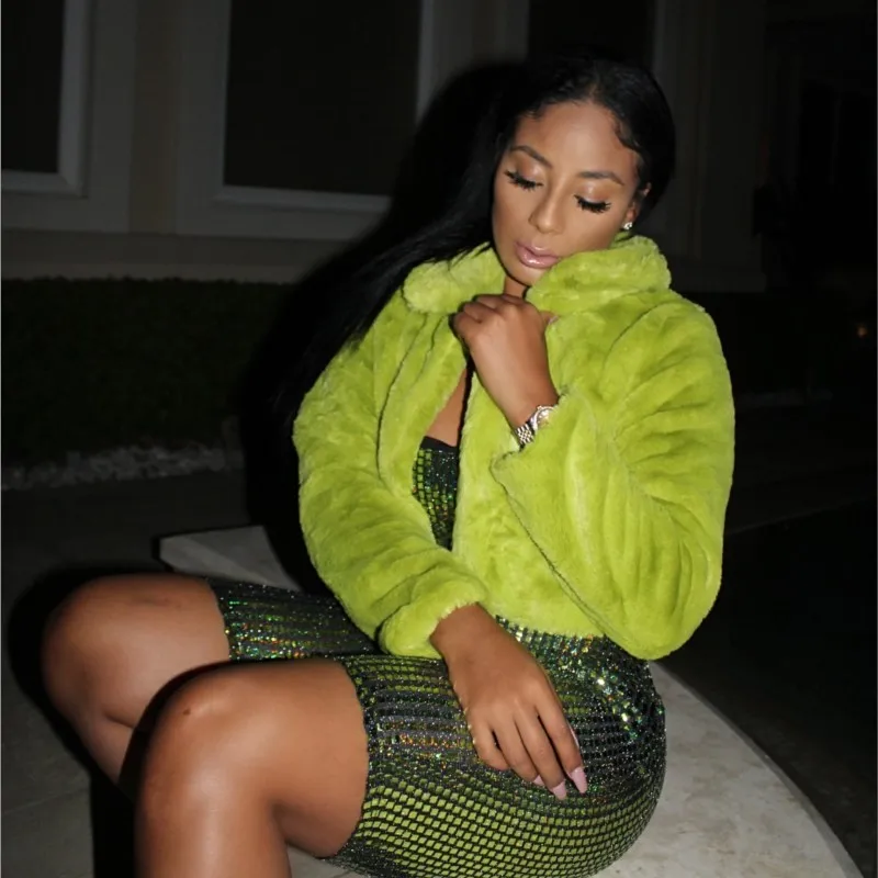 Flauschige Jacke für Damen, hochwertiger, dicker, warmer Wintermantel, pelzige Oberbekleidung, Damen-Strickjacke aus Kunstfell, hohe Taille, Jackenmäntel