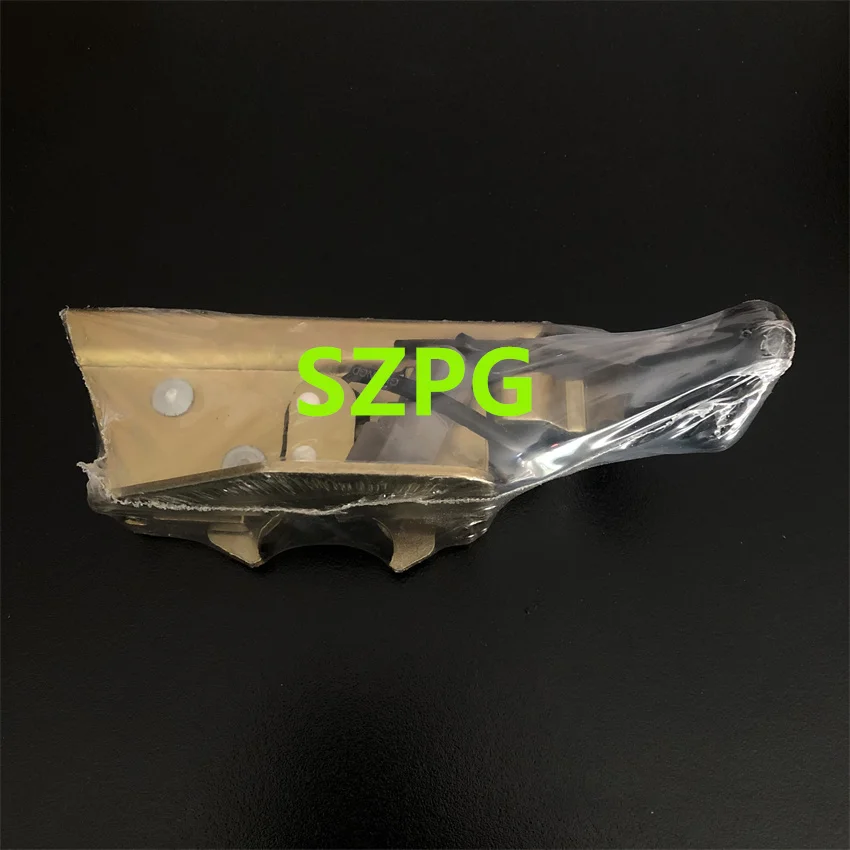 

Защелка передней двери 7109661 для мини-погрузчиков Bobcat 751, 753, 763, 773, 863, 864, 873