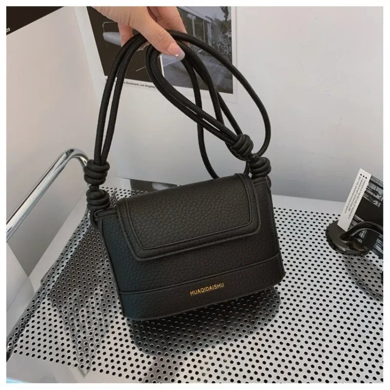 

Elegant Designer Crossbody Bag Diaper Bag Women Luxury Leather Tote Large Capacity Stylish Shoulder Bag For Hands-Free