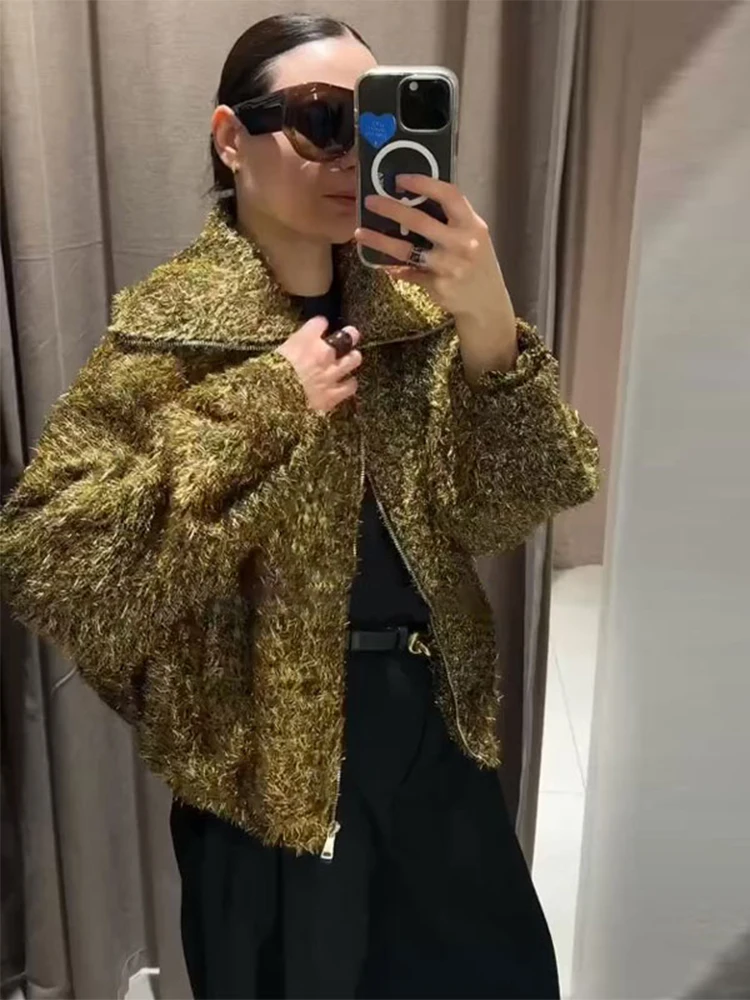 سترة نسائية ذات ياقة من الفرو الصناعي قابلة للفك معاطف نسائية ضيقة مزدوجة الصدر موضة شتاء 2025 ملابس خارجية أنيقة جديدة للسيدات في الشارع #2