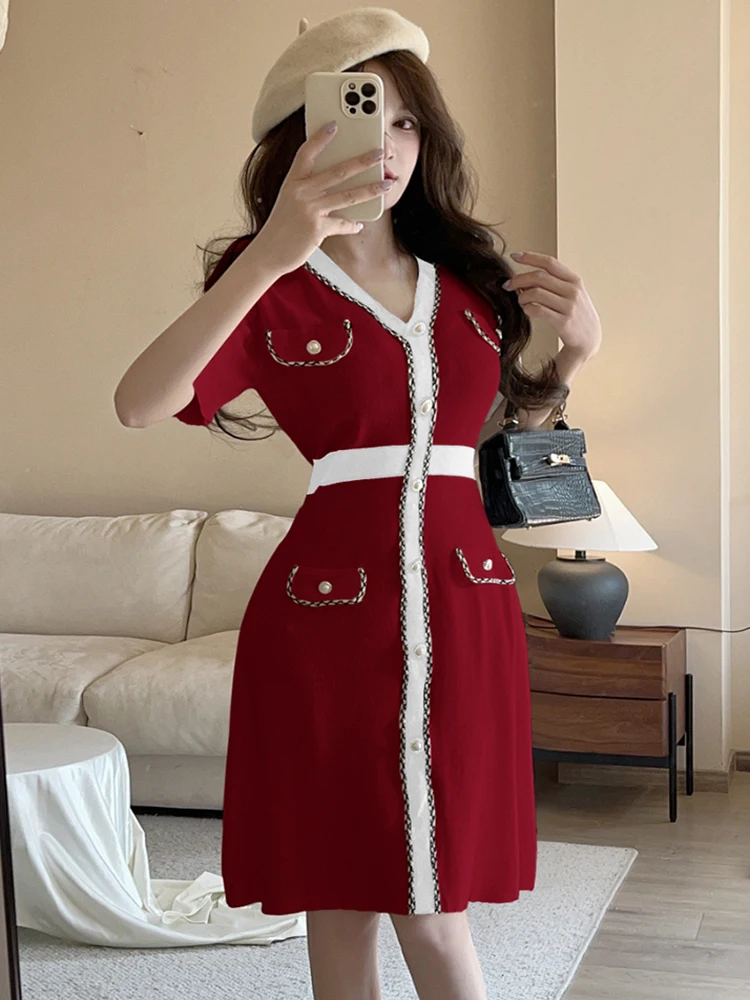 

Lady Vintage Elastic Knitted Dress 2025 Women Sexy V-Neck Single Breasted Fashion Short Sleeve Casual A-Line Dress Robe
