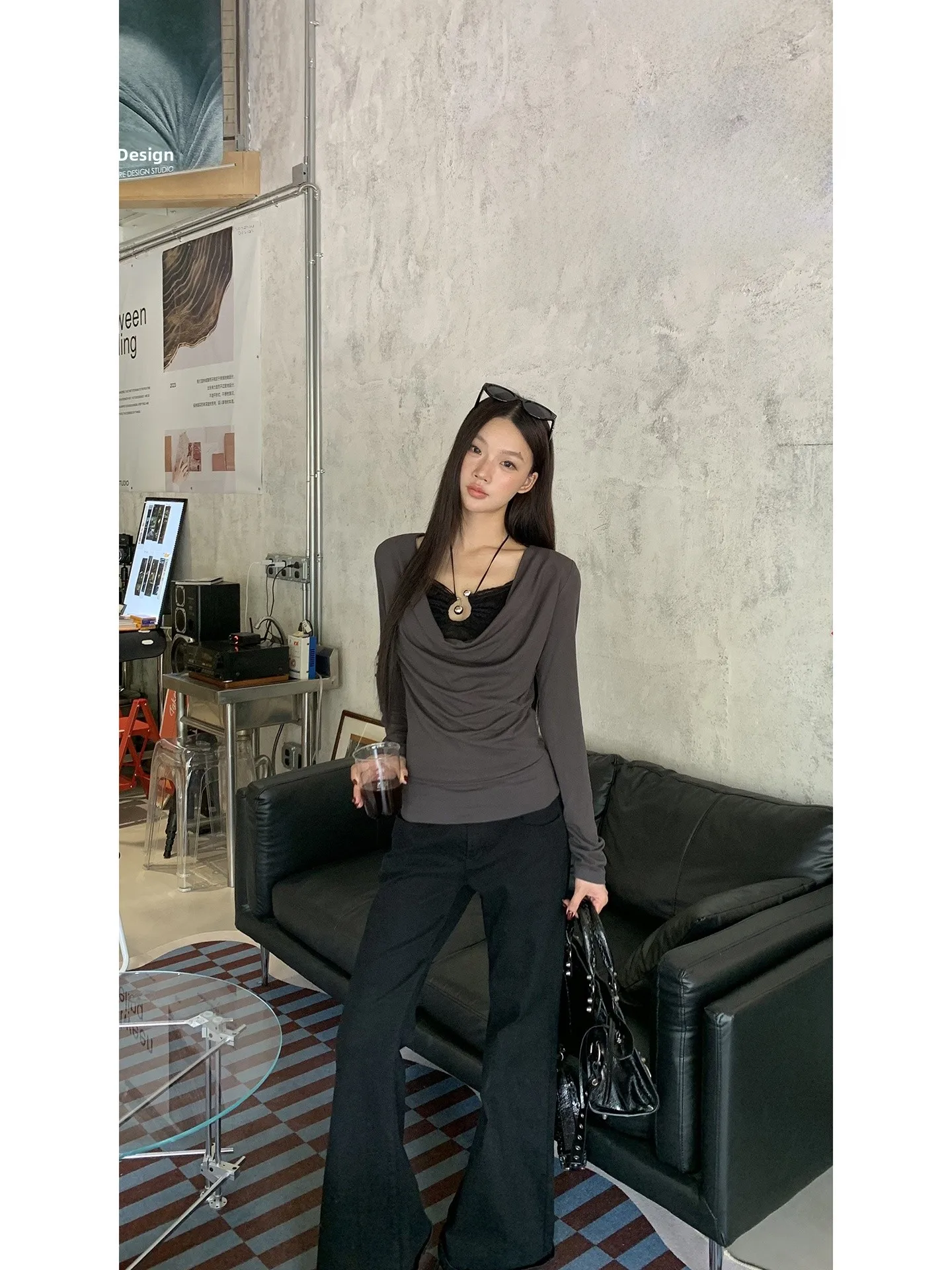 قميص نسائي ضيق بأكمام طويلة للخريف المبكر 2025، تي شيرت رمادي جديد، بلوزة أنيقة للعمل بتصميم مستقيم #4