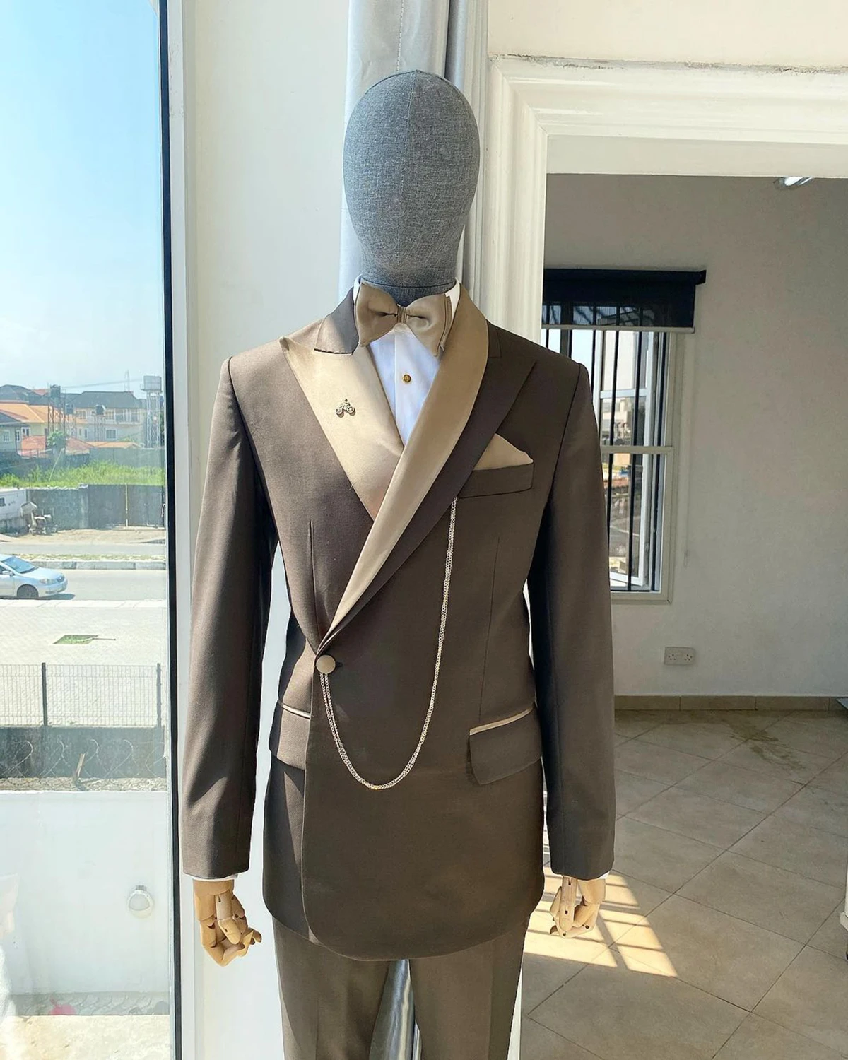 Abiti da sposa da uomo di moda 2 pezzi Set smoking da cappotto per blazer da uomo con risvolto con visiera Giacca da ufficio aziendale con pantaloni