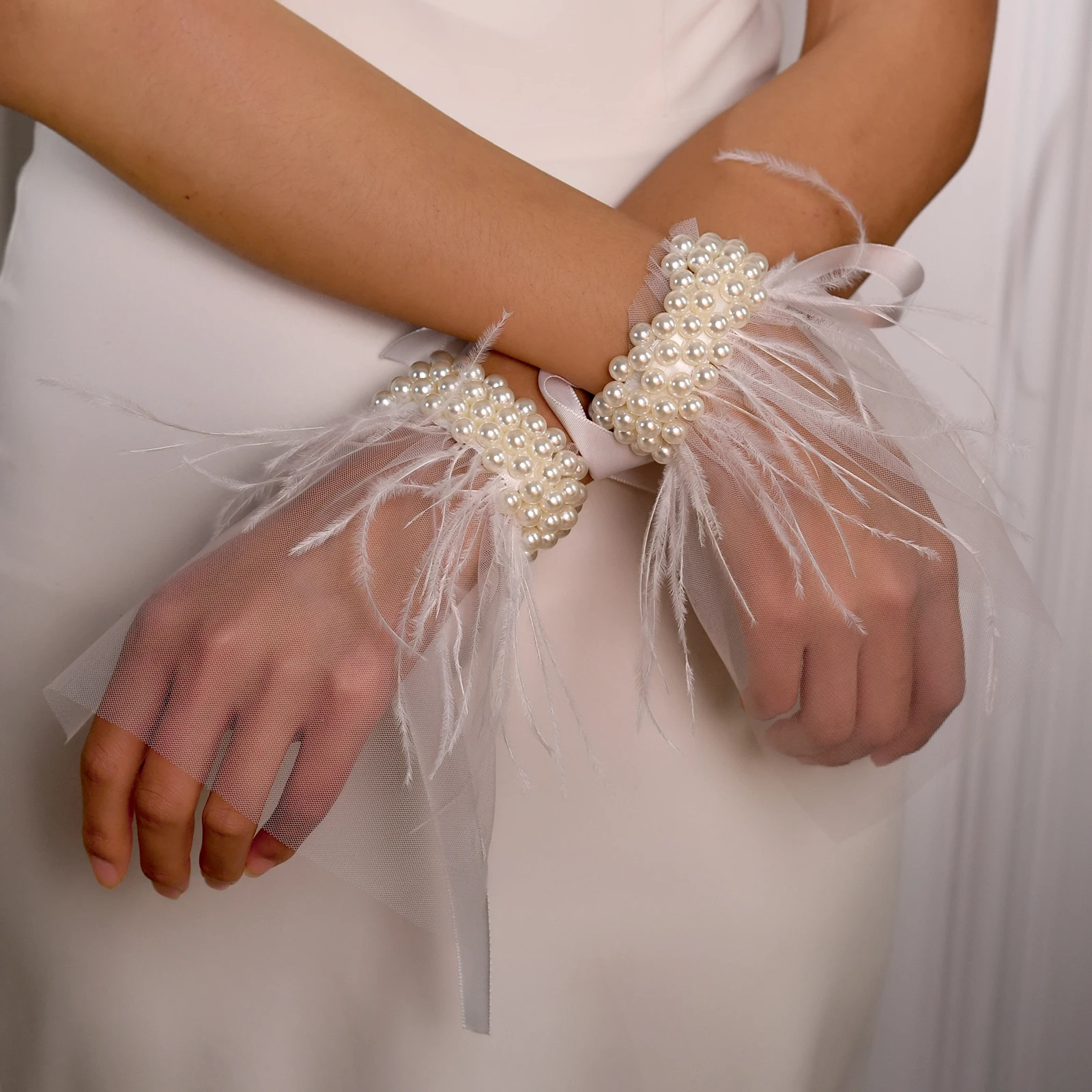 TOPQUEEN MM35 Bridal Hand Accessories Wedding Gloves Furry Pearl Performance Props  Long Silk Ribbon Fixed