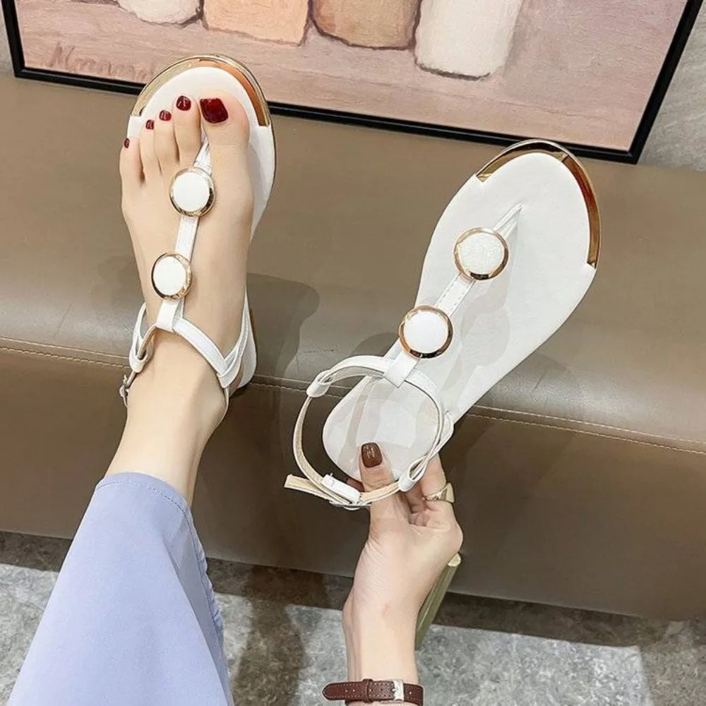 

Metal Trim Flip Flop Sandals Women Summer Casual Flat Beach Shoes Big Size Outdoor Vacation Footwear Comfortable Fashion Ladies