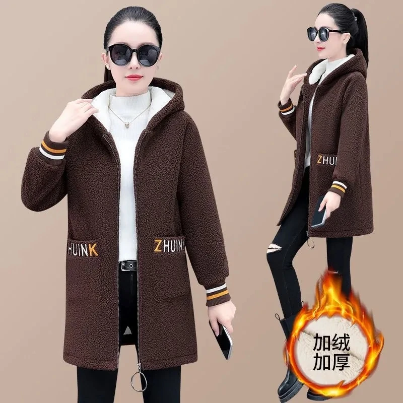 Fleece Warm Granular Velvet Coat Women\'s Autumn And Winter New Korean Version Of Loose Fashion Casual Cotton-padded Clothes Tide