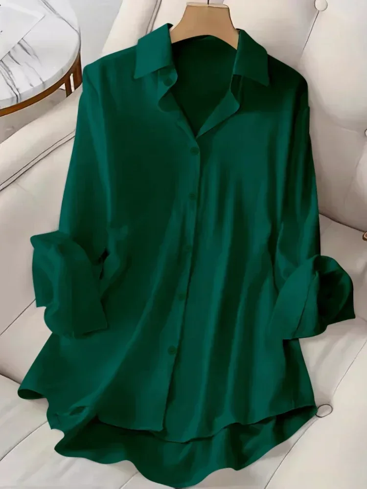 Grande taille femmes chemises 2025 été ample décontracté hauts à la mode élégant Style coréen solide doux mignon Blouses simple boutonnage revers