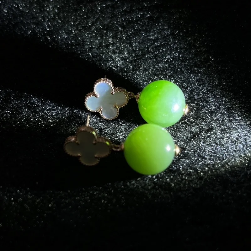 

SGARIT Jewelry 18K Gold Inlaid Natural Hetian Green Jade Ball Bead Light Luxury Temperament Female Stud Earrings