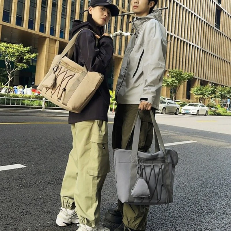 

Solid Color Oxford Zipper Travel Handbag 2026 Fashion Soft Trendy Crossbody Bags High Quality Large Capacity Simple Shoulder Bag