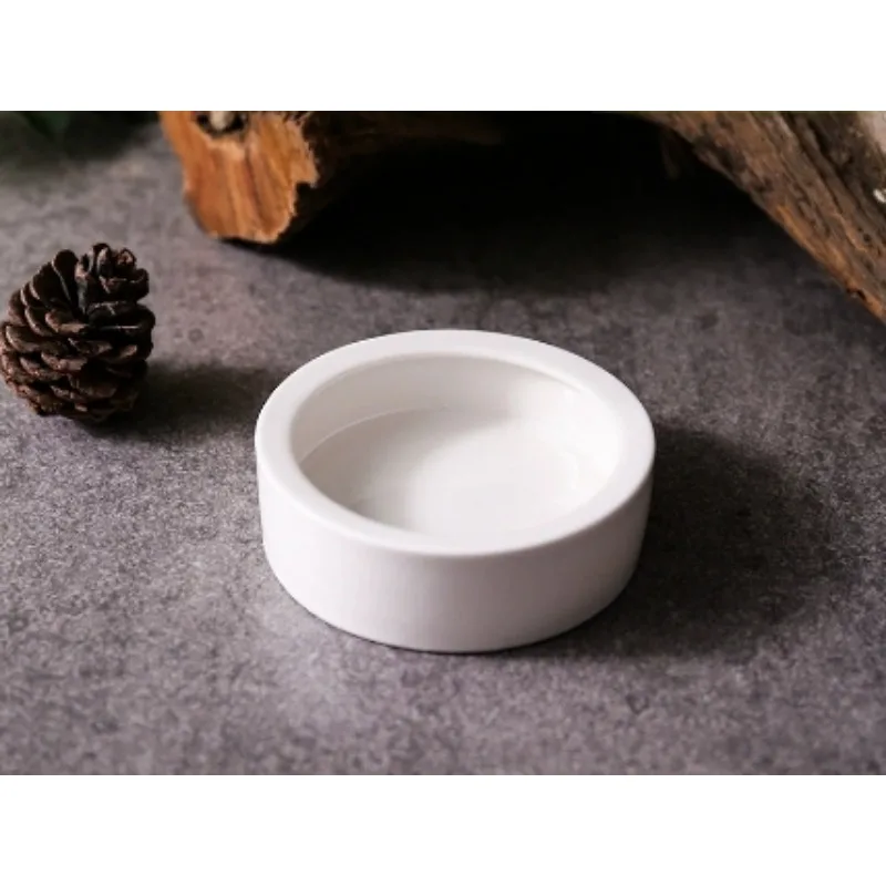 منفضة سجائر السيراميك الأبيض الإبداعية الرجعية مكافحة يطير الرماد مكتب المنزل فندق غرفة المعيشة لوازم التدخين اكسسوارات السيراميك الأبيض