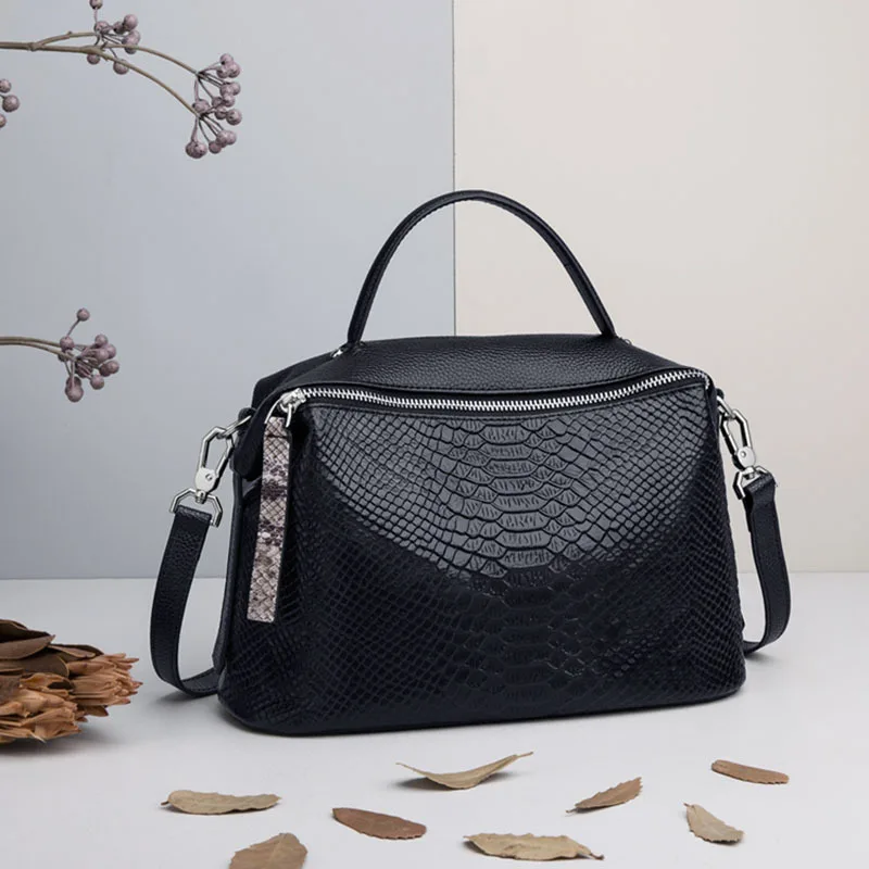 

2024 New Women's Large Capacity Leather Handbag Europe and The United States Style Single Shoulder Oblique Span Bag