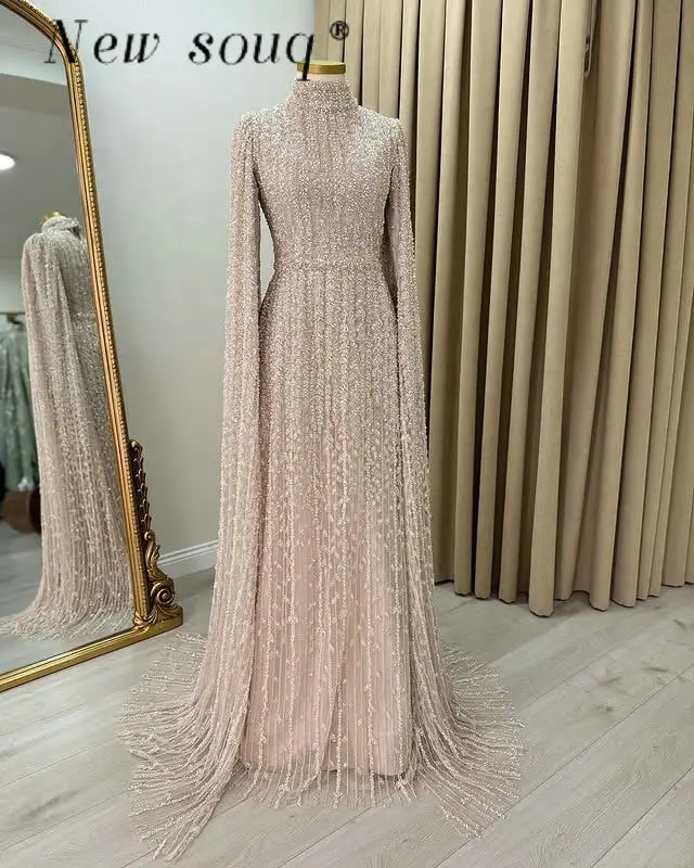 Customized Middle East Heavy Beaded Muslim Long Cape Sleeves Evening Dresses Dubai Vintage Modest Wedding Party Wear Gowns