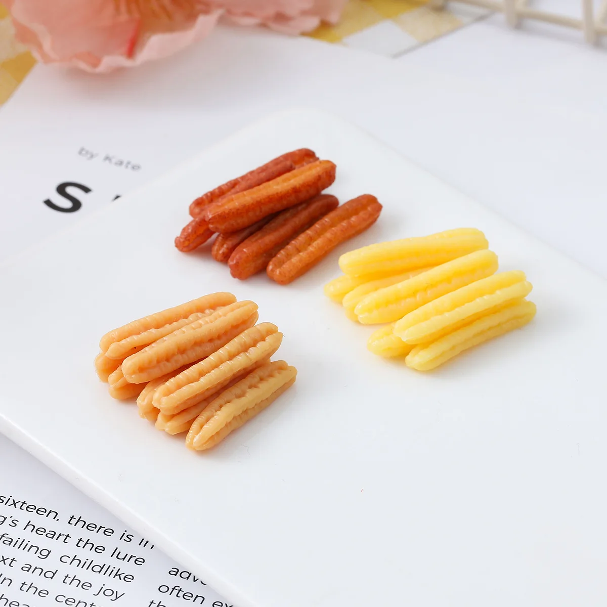 5pcs Dollhouse Mini Fried Dough Stick Youtiao Miniature Model Resin Chinese Food Breakfast Simulation Kawaii Kitchen Accessories