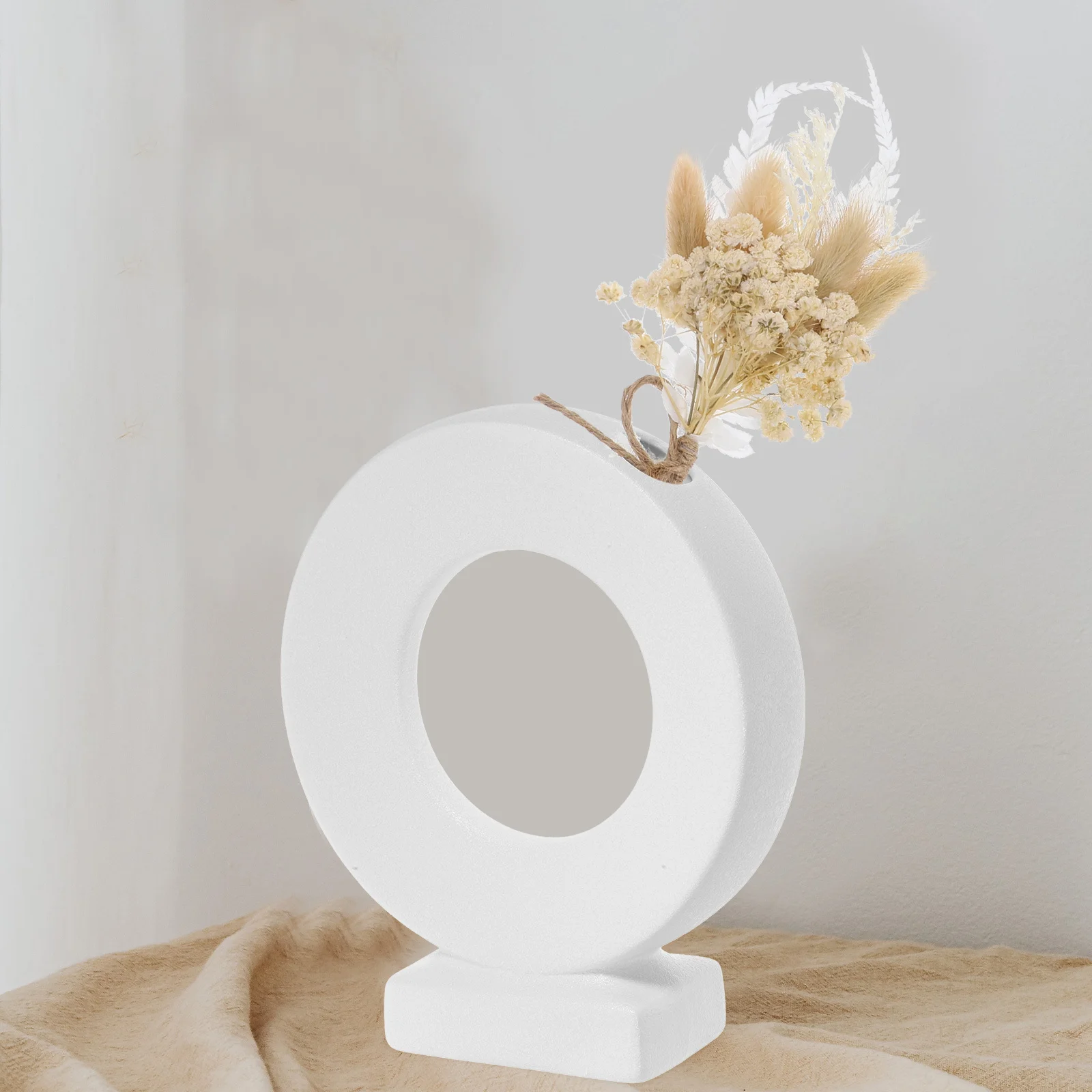 

Ceramic Flower Vase Circle Shape Elegant Minimalist Flower Display Vase Decorative Desktop Container Ceramic Vases