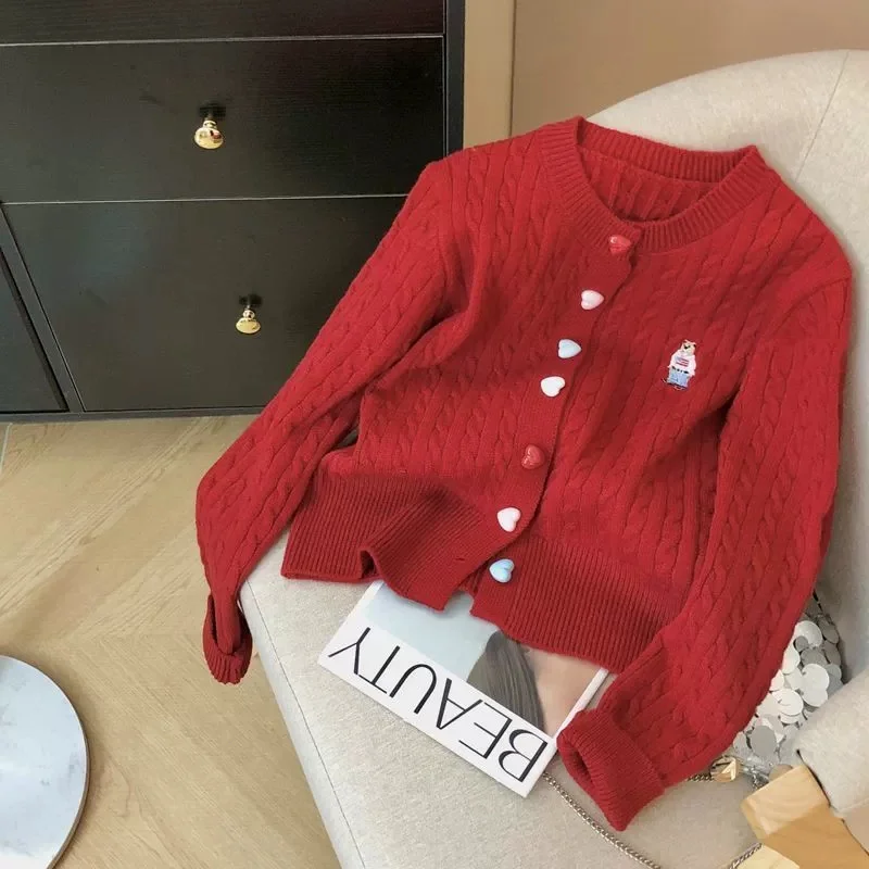 Neue Herbst Winter Bestickte Süße Strickjacke frauen Neue Schlanke Weiche Wachsartige Pullover Mantel Weibliche Lose Pullover Dame Tops